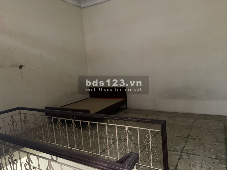 Bán nhà phố Đại La 54m2 mặt tiền 4m cửa Tây Nam giá 4.5 tỷ. Lh 0377983070