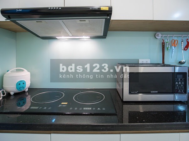 Cần bán gấp căn 2PN BC Đông Nam, ở Goldmark City, Giá 2.25 tỷ, LH: 0352781220