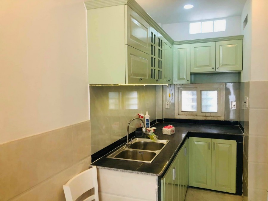 Bán Nhà Hẻm 766 CMT8 P5 Tân Bình Giá Rẻ, 45 m2, 4 lầu, 4 Phòng Ngủ.