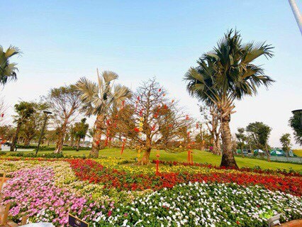 Bán gấp căn hộ 2 PN + 69m2 giá 2 tỷ 230 triệu bao thuế phí,…
