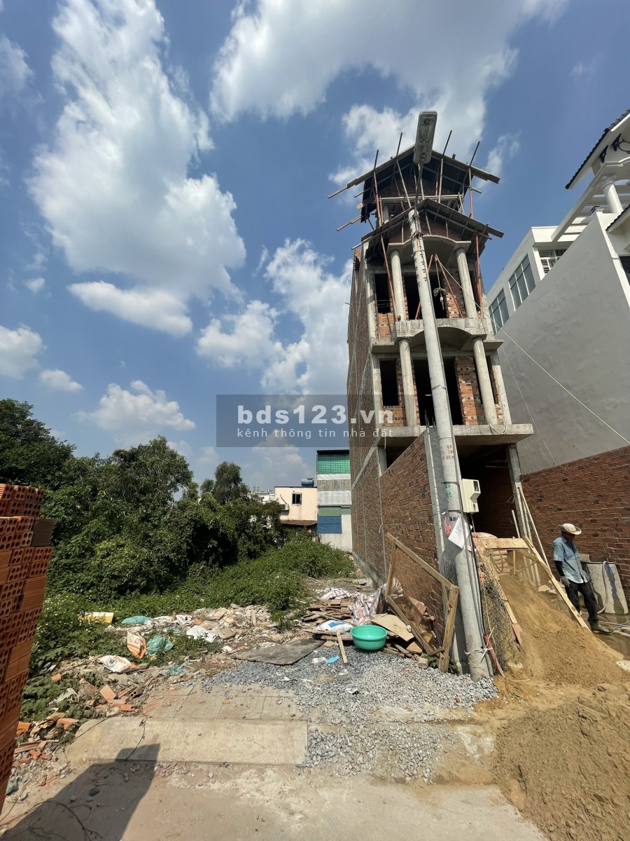 Bán lô đất đường 49 Hiệp Bình Chánh Thành Phố Thủ Đức gần chợ Hiệp Bình đường ô tô