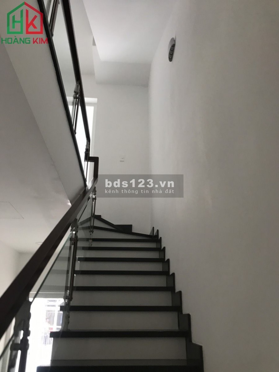 Cho thuê Nhà mới 100%, thiết kế hiện đại đường Đồng Đen P14, Tân Bình.