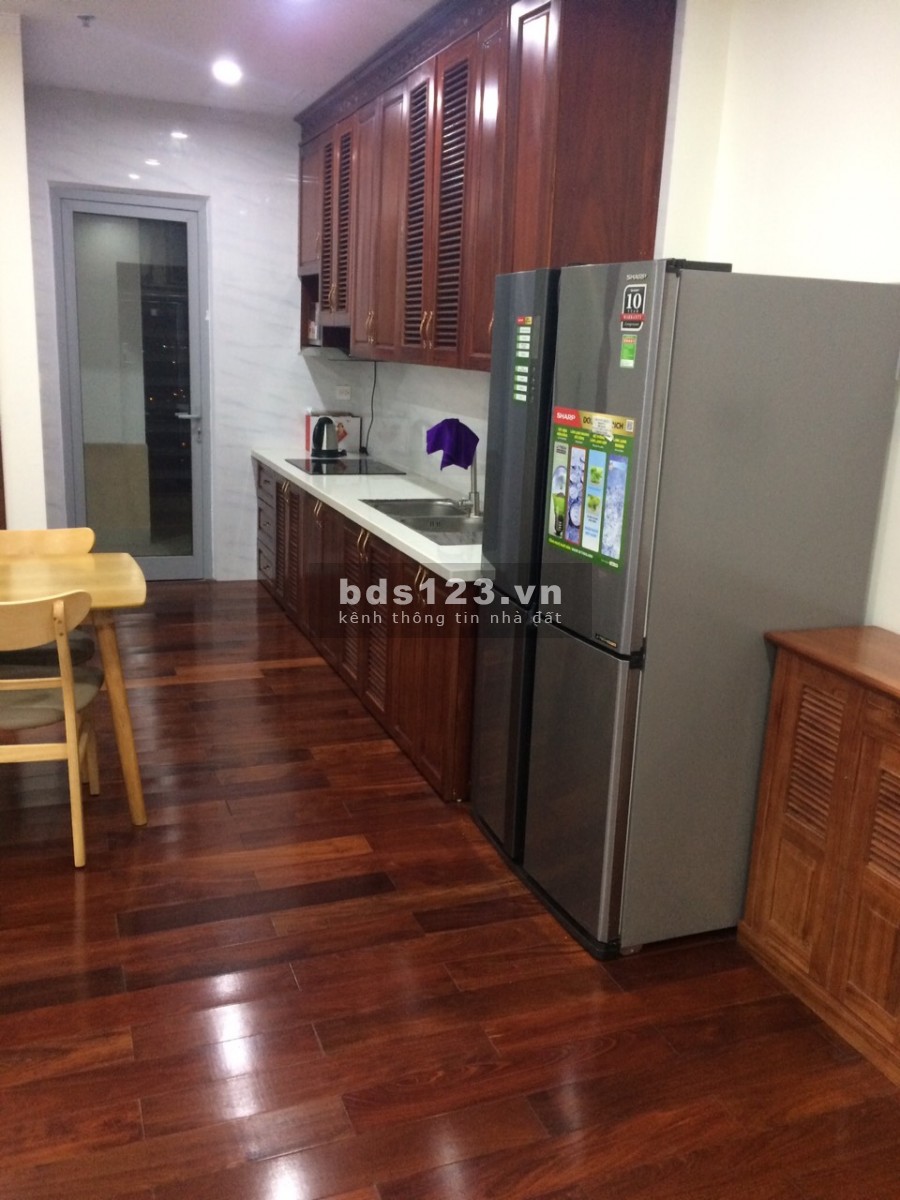 Vinhomes Gardenia 3PN full nội thất giá 17tr.Hướng ĐN view bể bơi.Lh:0974310600
