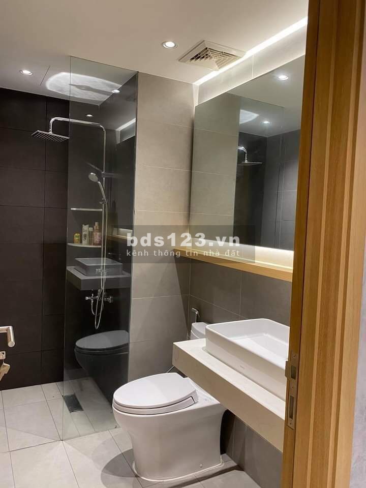 Cần Tìm Một Nữ Sinh Viên Hoặc NVVP Ở Ghép Căn Hộ Cao Cấp Palm Heights Quận 2