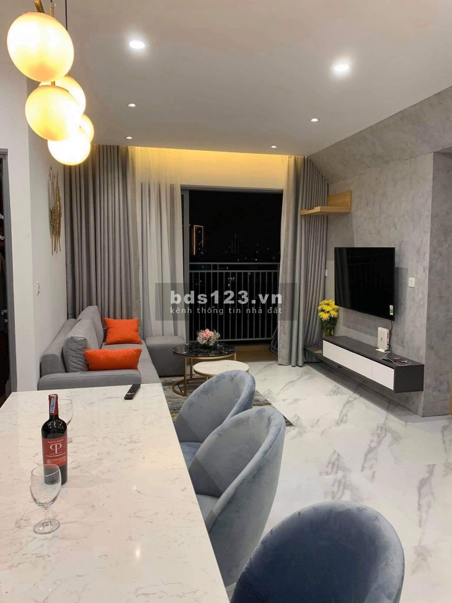 Cần Tìm Một Nữ Sinh Viên Hoặc NVVP Ở Ghép Căn Hộ Cao Cấp Palm Heights Quận 2