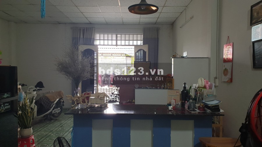 Kẹt tiền bán lỗ nhà MT Đường Trịnh Như Khuê Bình Chánh, 90m2 SHR, giá 1 tỷ