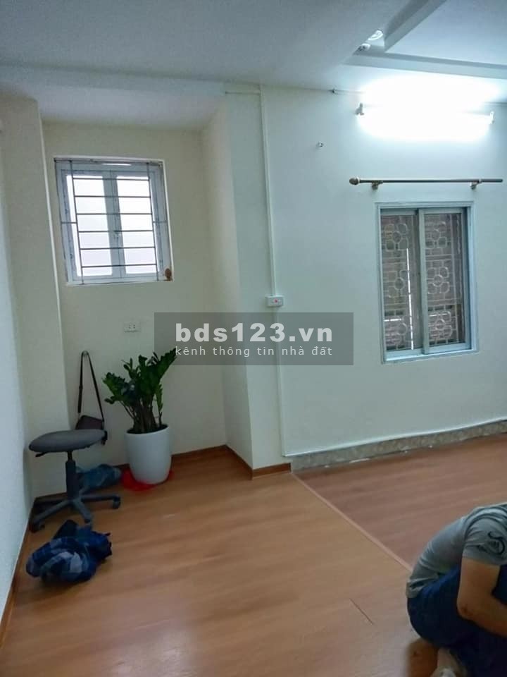 Bán gấp nhà Khu Phân lô Văn Cao giá 14 tỷ, 75mx5T, Oto vào, KD tốt
