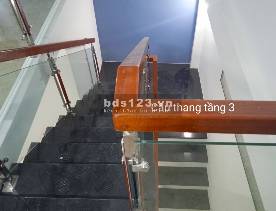 Bán nhà mặt tiền Trần Cao Vân giá rẻ khu đông dân cư, kinh doanh tấp nập