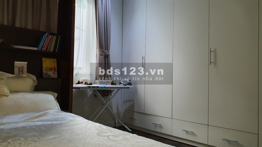 Nhà đẹp 68m2 gần chợ Phan Huy Ích Gò Vấp