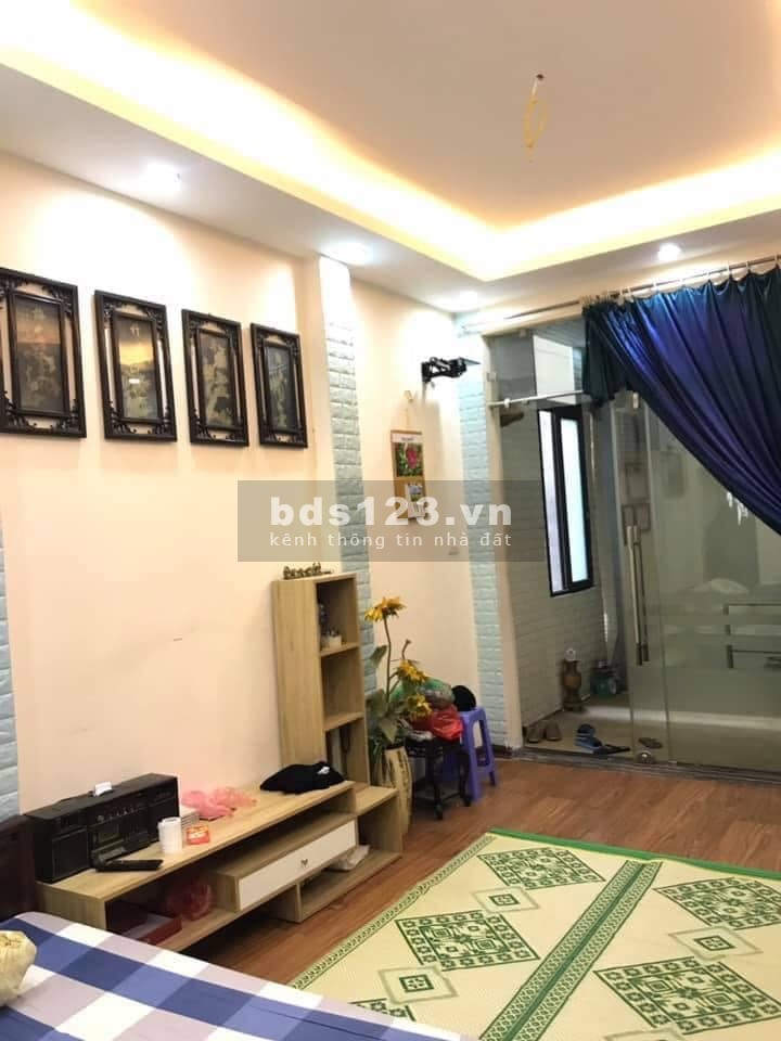CHỦ NHÀ CẦN BÁN GẤP GẦN PHỐ TÔN ĐỨC THẮNG, 35m2 x 4 TẦNG, MT 3.3M, CHỈ NHỈNH 2 TỶ