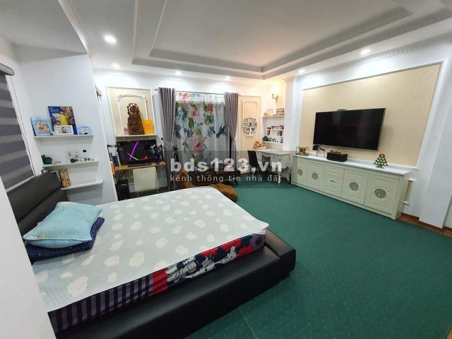 Bán nhà mặt ngõ 43m2, 5 tầng, MT 5m phố Bạch Đằng, Hoàn Kiếm, để lại toàn bộ nội thất, chỉ 5.65 tỷ