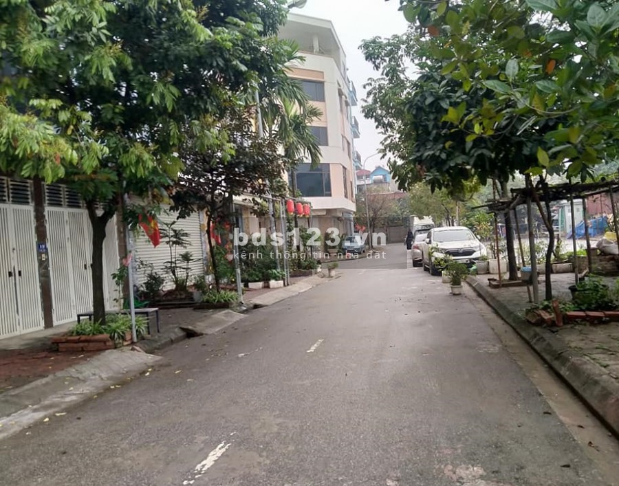 BÁN ĐẤT KĐT MẬU LƯƠNG, KIẾN HƯNG, HÀ ĐÔNG, PHÂN LÔ, VỈA HÈ, Ô TÔ TRÁNH, 50m2, mt5m, 4tỷ