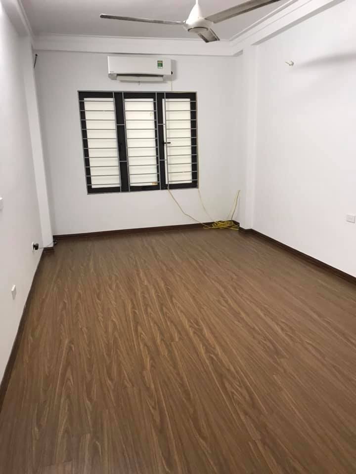 Bán nhà đẹp Kim Ngưu, Hai Bà Trưng, Kinh doanh, ô tô đỗ cửa, 40m, 3.75 tỷ.