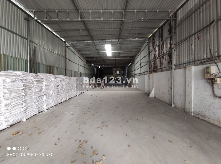 Cho thuê kho xưởng 850m2 MT Hoàng Hữu Nam Quận 9