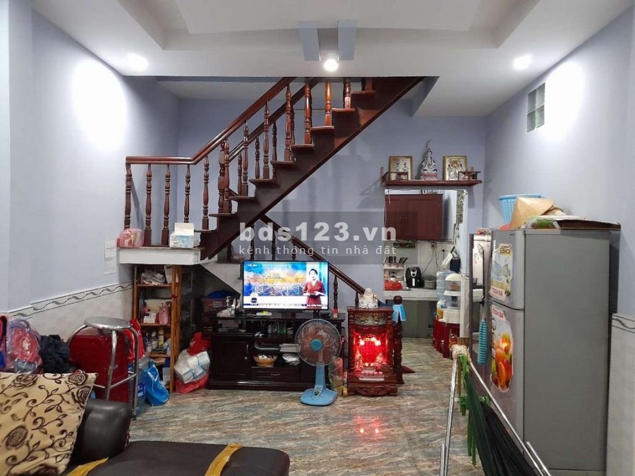 Bán nhà hẻm 141 đường Tám Danh phường 4 quận 8 giá rẻ