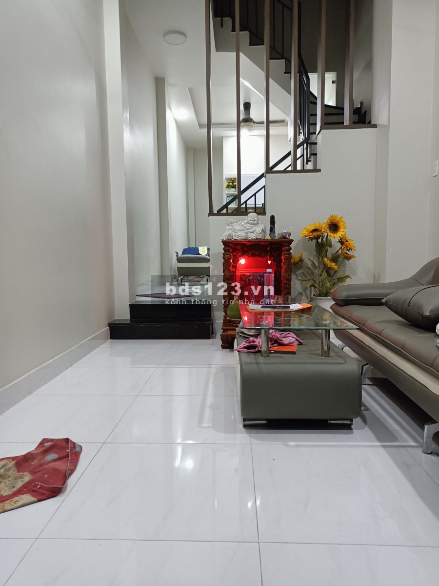 Bán Nhà Mặt Tiền 4 Tầng Bến Phú Lâm Quận 6 Diện Tích 60m2