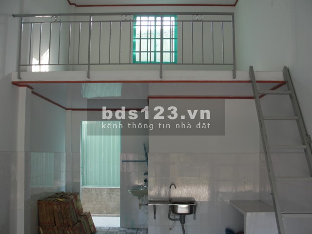 Bán gấp lại dãy trọ ở gần chợ Phú Chánh A, 150m2, giá 850tr, không qua môi giới