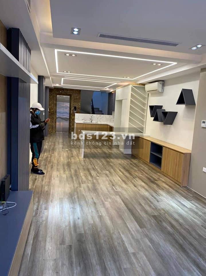 MẶT PHỐ CẦU GIẤY 8 TẦNG THANG MÁY KD CAM KẾT DÒNG TIỀN 1.4 TỶ/NĂM, GIÁ TL 28 TỶ