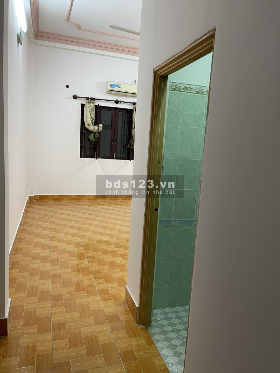 Nhà Làm CHDV, KTX Mặt Tiền D2 Nối dài – 35tr
