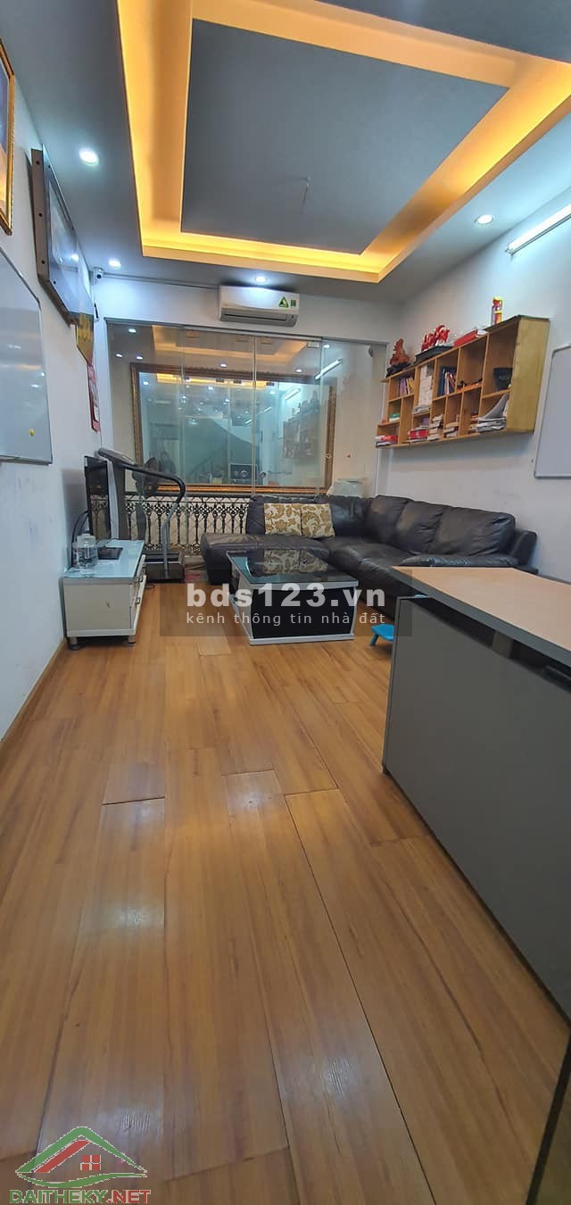 Ra nước ngoài! bán nhà Thái Thịnh, Đống Đa, 78m2x4TxMT4m, 6.9tỷ