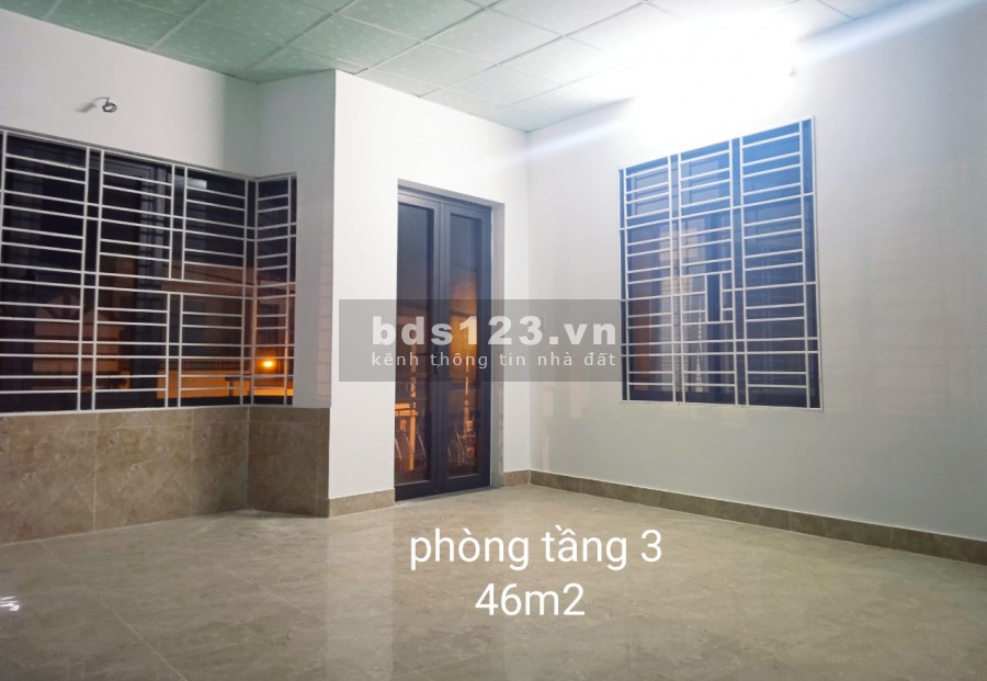 Bán nhà mặt tiền Trần Cao Vân giá rẻ khu đông dân cư, kinh doanh tấp nập