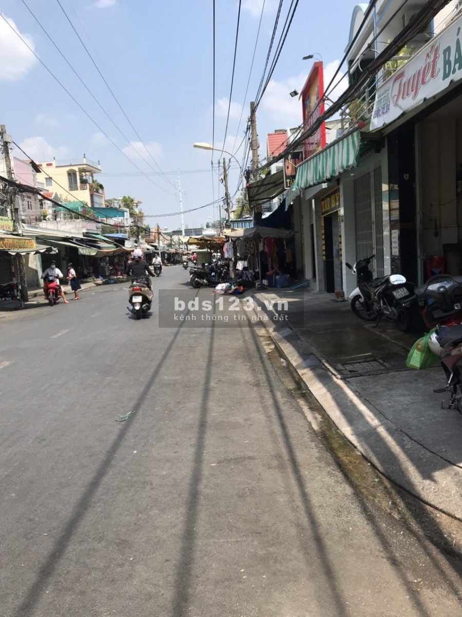 Bán nhà 74m2, hẻm 3 gác đường Bông Sao, P5Q8