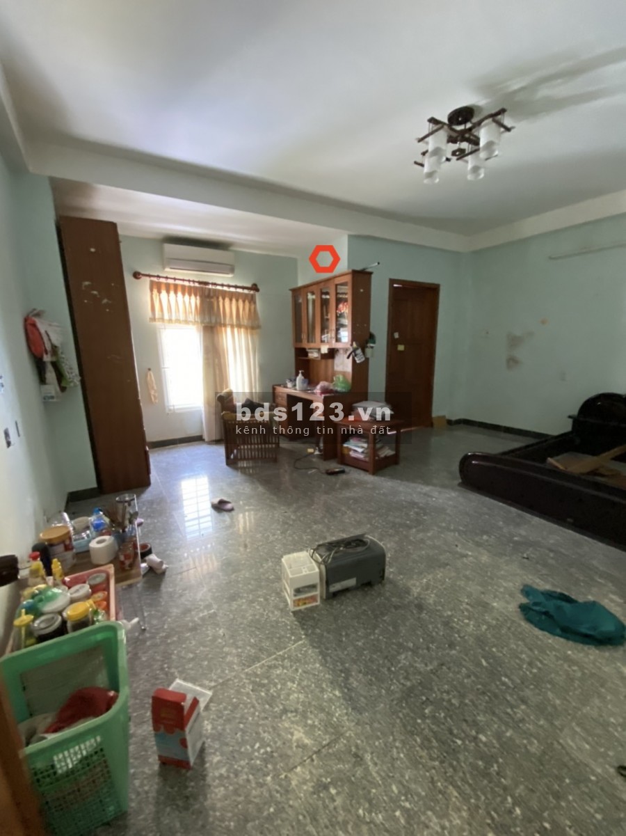 HXH D2 5.5x13m trệt, 3lầu. 4phòng, 3wc. 2Sân thượng.