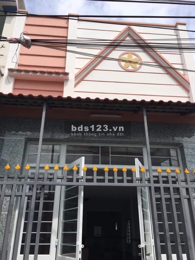 Bán nhà nguyên zin chính chủ, 52m2, 1 trệt, 1 lầu, chỉ nhỉnh 3 tỷ, Trung Mỹ Tây, Quận 12.