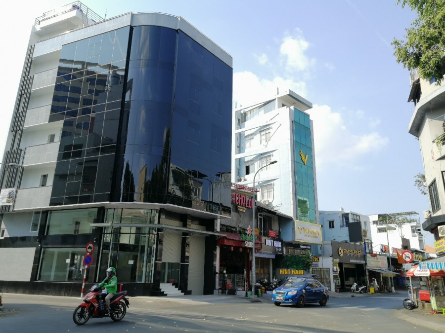 Chính chủ cho thuê 72 Trần Quốc Toản, Q3 Hầm 7tầng full kính 1000m2
