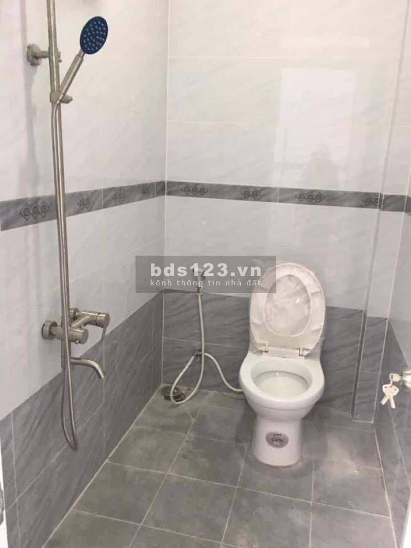 Bán nhà nguyên zin chính chủ, 52m2, 1 trệt, 1 lầu, chỉ nhỉnh 3 tỷ, Trung Mỹ Tây, Quận 12.