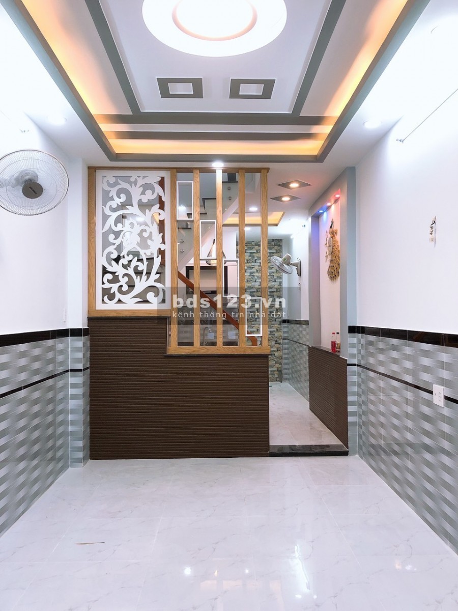 Bán Nhà HXH Quận 10 - 2 Mặt Hẻm - chỉ 4,8 tỷ