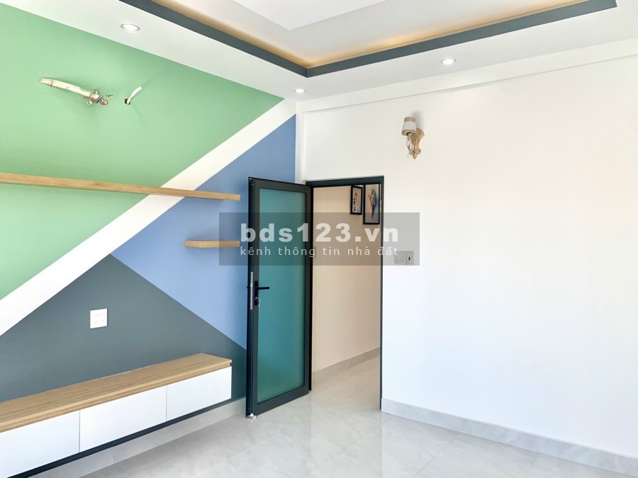 Chỉ còn 1 căn duy nhất HXH 3/2 Quận 10, 1 trệt 1 lầu, xách vali vào ở ngay