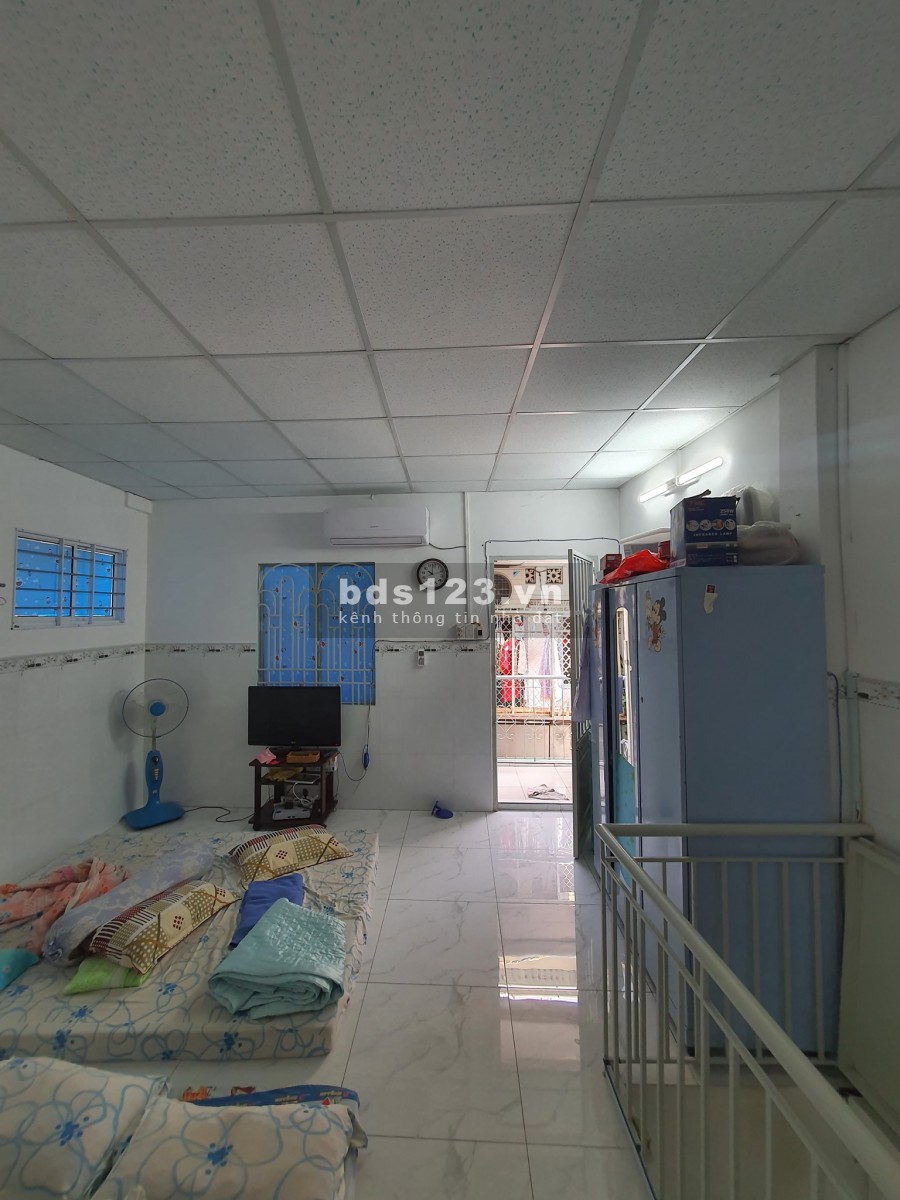 Chỉ nhỉnh 3 tỷ có nhà 2 tầng Cách Mạng Tháng 8 Quận 3. 0912352858