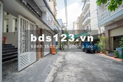 Phòng trọ có gác mặt tiền hẻm Phạm Văn Bạch Tân Bình chỉ 3tr5, giờ giấc tự do, không chung chủ