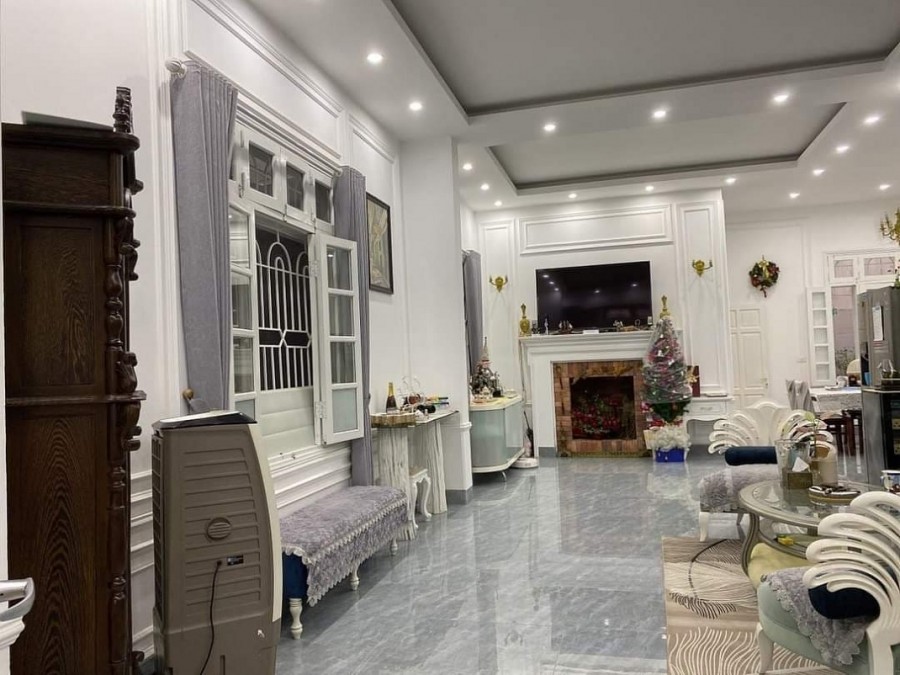 Tôi cần bán gấp nhà 10 tầng phố Trường Chinh giá 68 tỷ