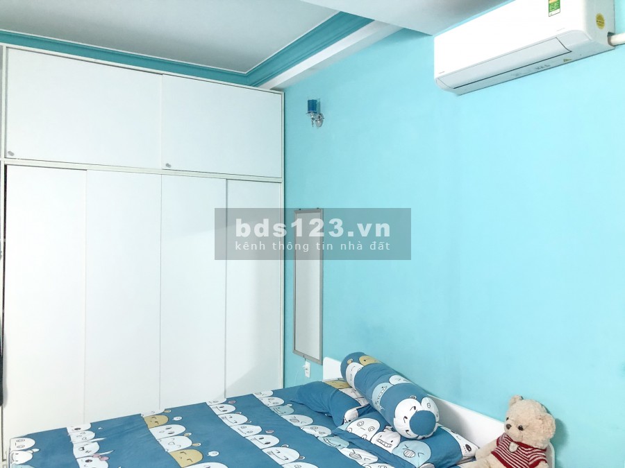 Bán nhà 3 lầu 5PN mặt tiền đường Đặng Thúc Liêng Phường 4 Quận 8