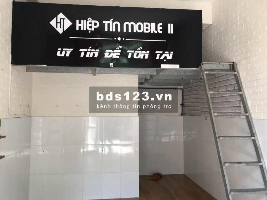 Phòng trọ có gác mặt tiền hẻm Phạm Văn Bạch Tân Bình chỉ 3tr5, giờ giấc tự do, không chung chủ