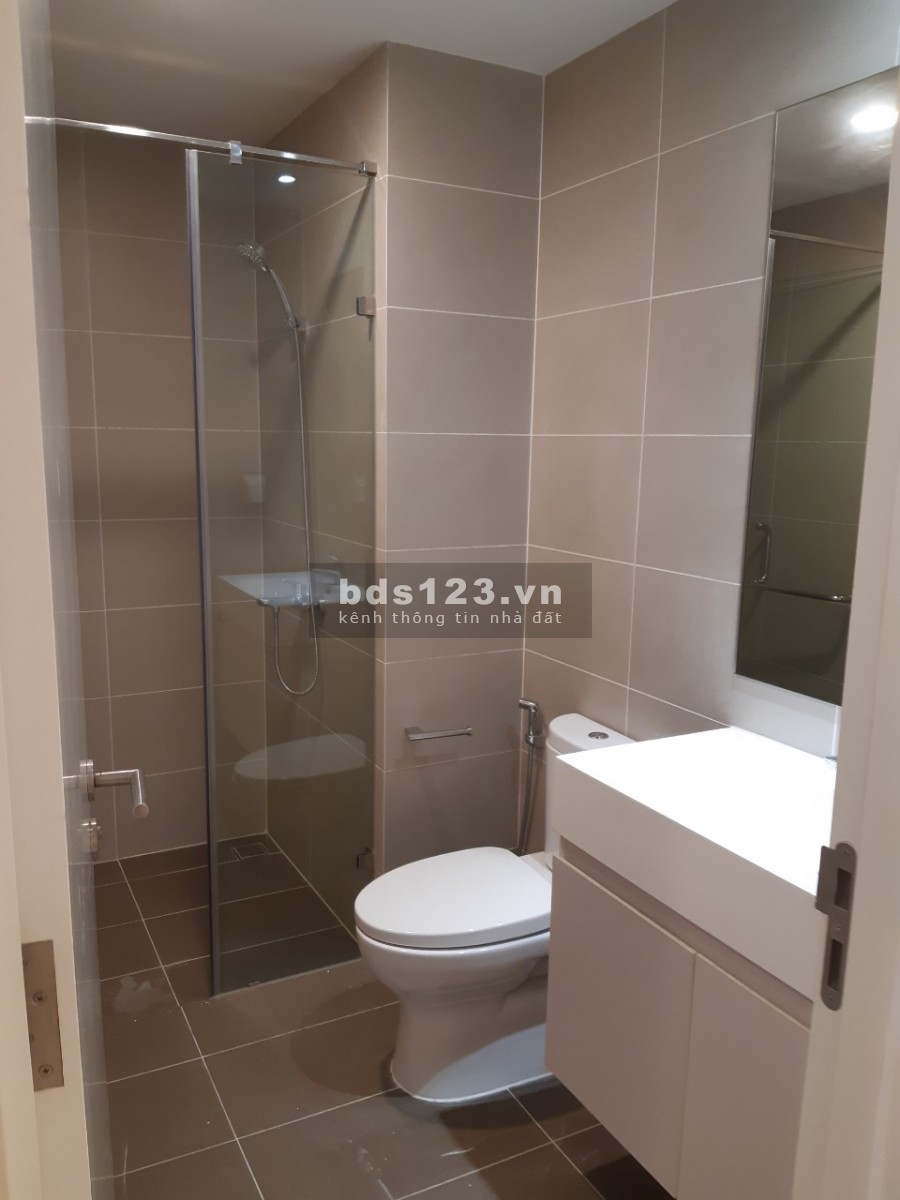 Chính chủ thay đổi chỗ ở cần bán gấp chung cư 3PN ( 101m2) Kosmo Tây Hồ.