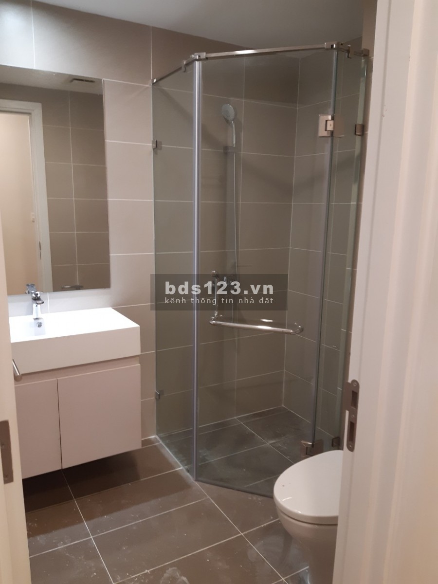 Chính chủ thay đổi chỗ ở cần bán gấp chung cư 3PN ( 101m2) Kosmo Tây Hồ.
