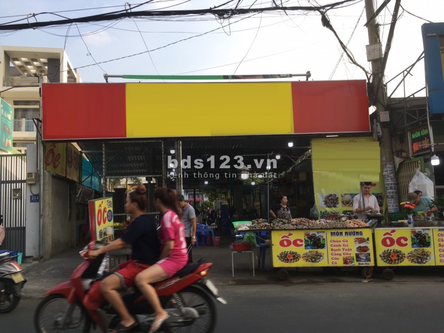 Nguyễn Biểu, Phường 1, dt 11 x 24 vị trí đẹp kd