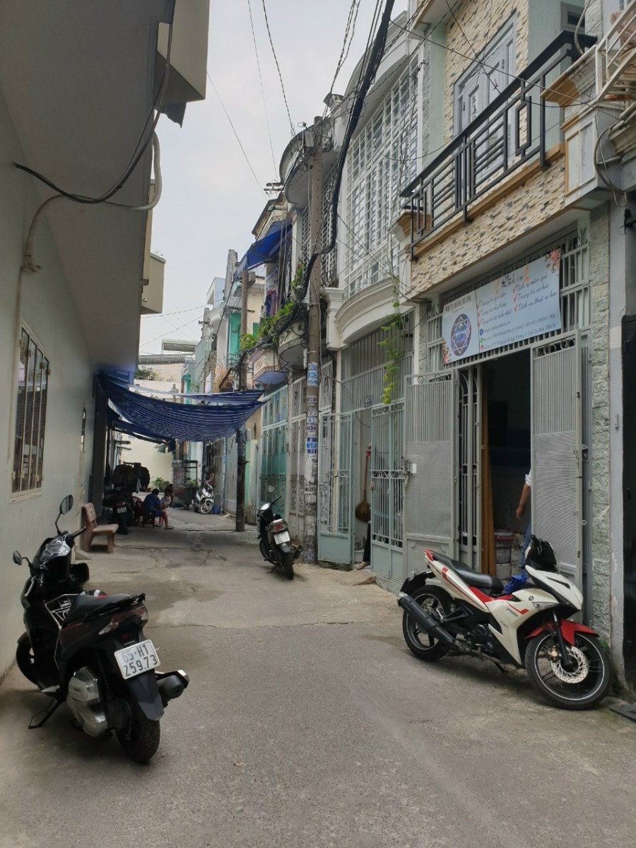 Bán Nhà Hoàng Văn Thụ, Tân Bình 48 m2, 4Lầu 4PN , 4 WC Giá Rẻ.