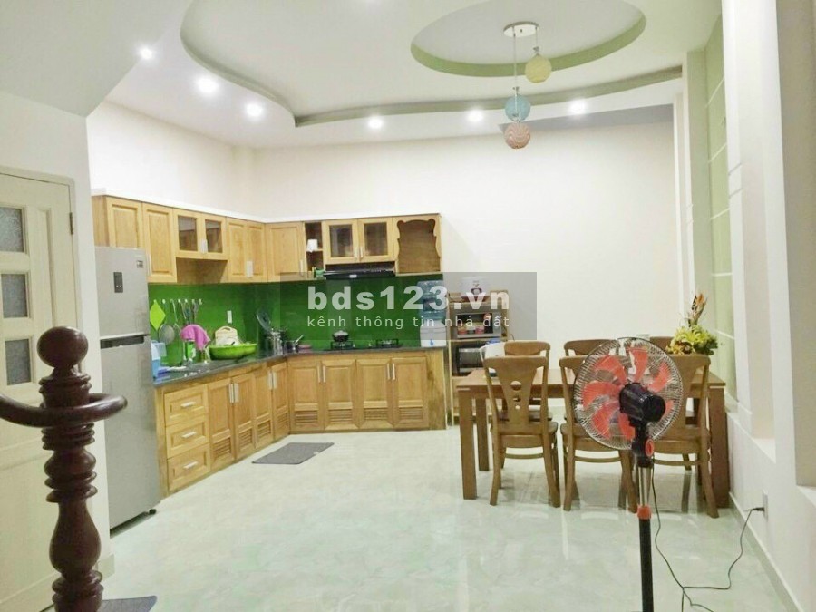 Nhà mới xây, xe hơi đỗ cửa, Sơn Kỳ, P. Sơn Kỳ, Tân Phú. 5,7 tỷ