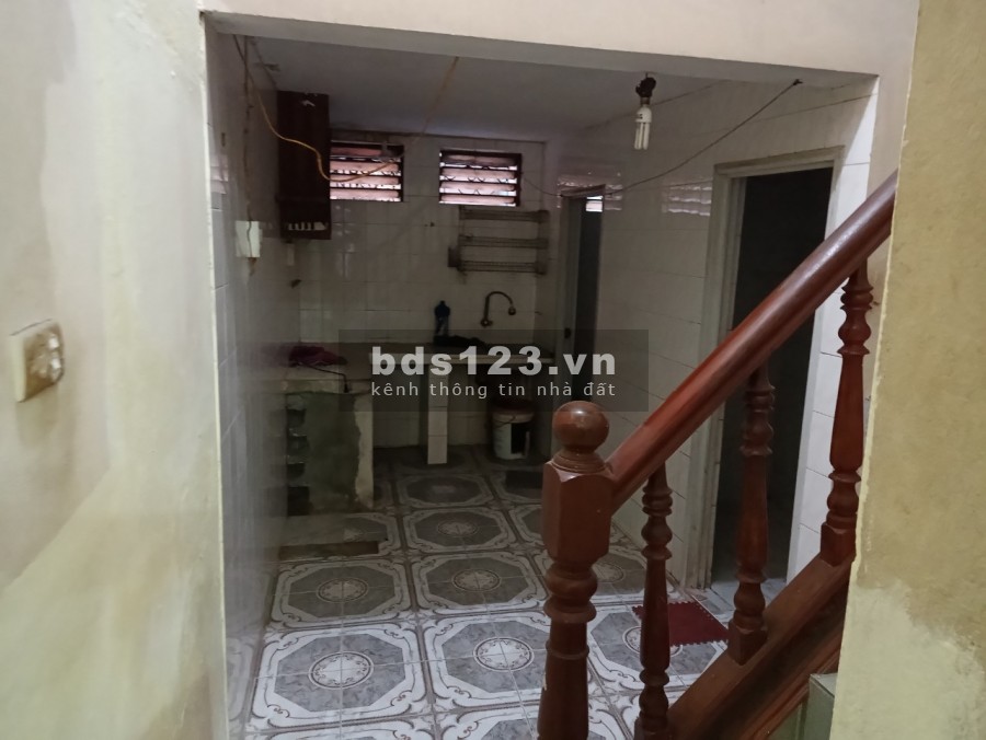 Tôi cần cho thuê cả tầng hoặc phòng đơn, hoặc cả căn nhà 4 tầng mặt tiền 4.5m sàn 80m2