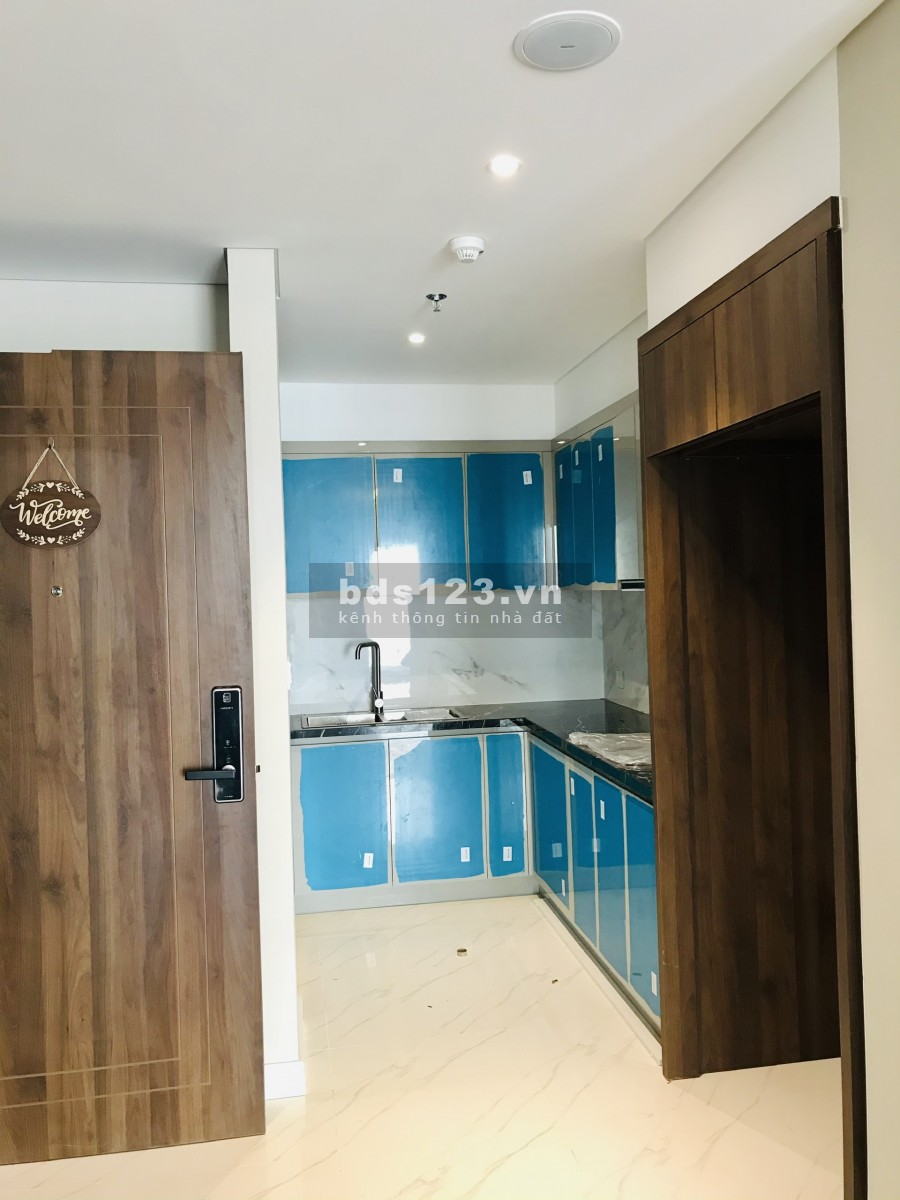 Cho thuê căn hộ King Palace 100m2-3pn đồ cơ bản,nhà mới 100%.Giá: 20Tr/Tháng