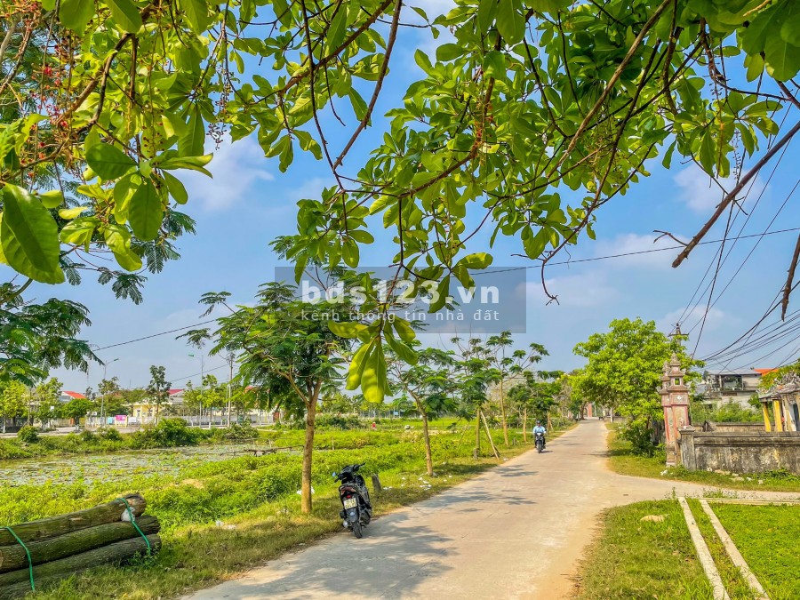đất nền Kiệt oto Thủy Vân. cạnh eco garden