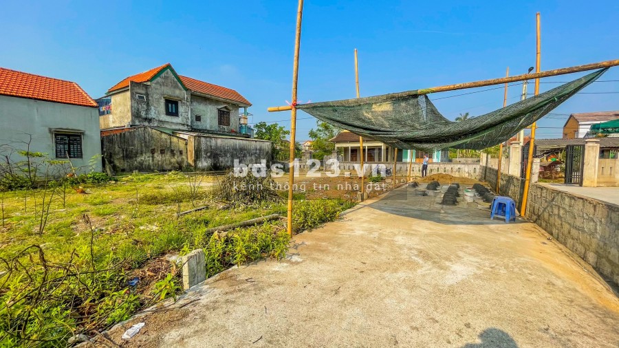 đất nền Kiệt oto Thủy Vân. cạnh eco garden