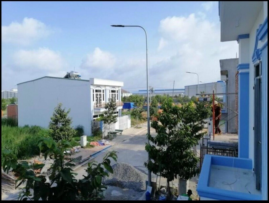 Chính chủ cần bán gấp lô đất ngay trong khu dân cư Resco Đức Hòa 3