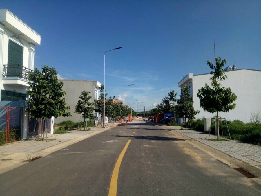 Chính chủ cần bán gấp lô đất ngay trong khu dân cư Resco Đức Hòa 3