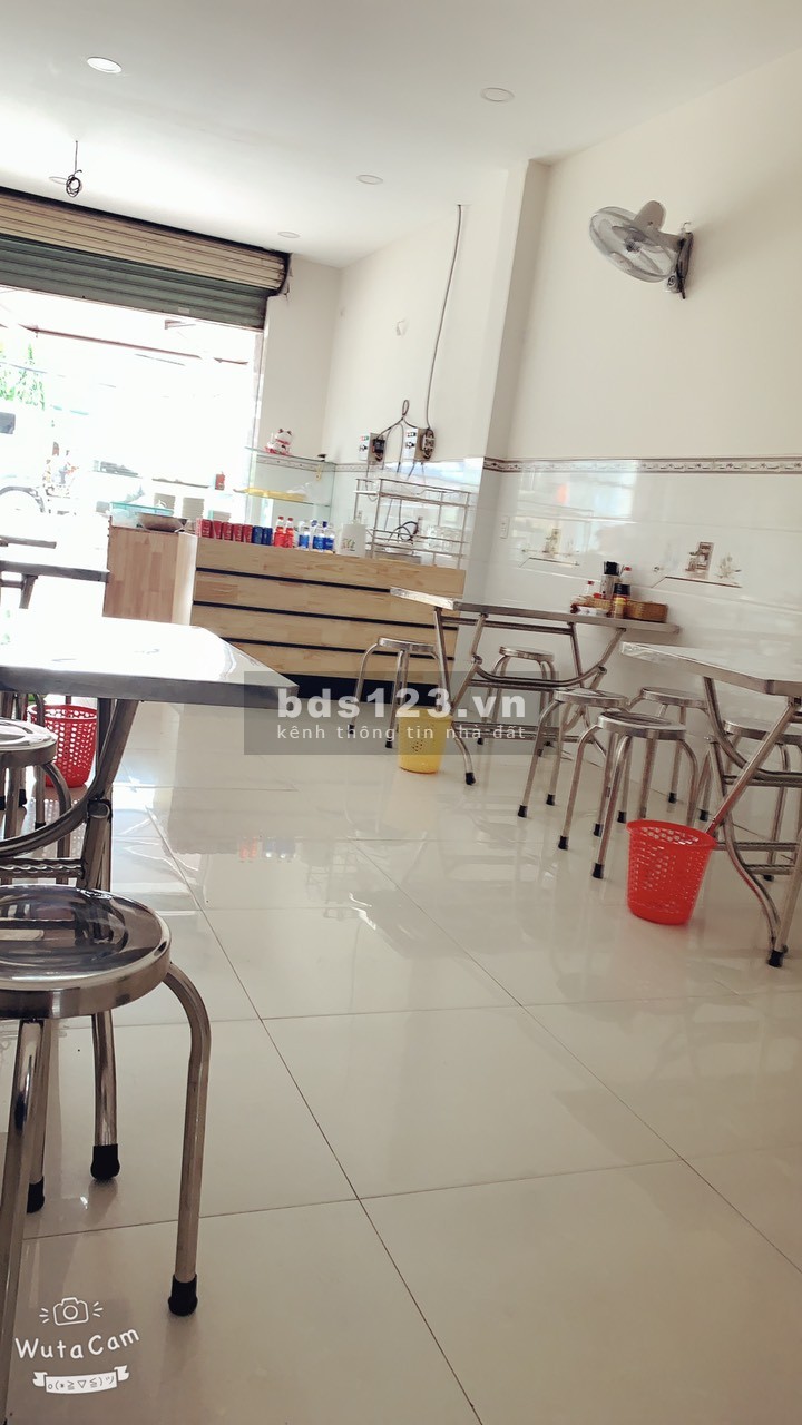 Mặt bằng nguyên căn 100m2 mặt tiền đường Huỳnh Tấn Phát, Q7