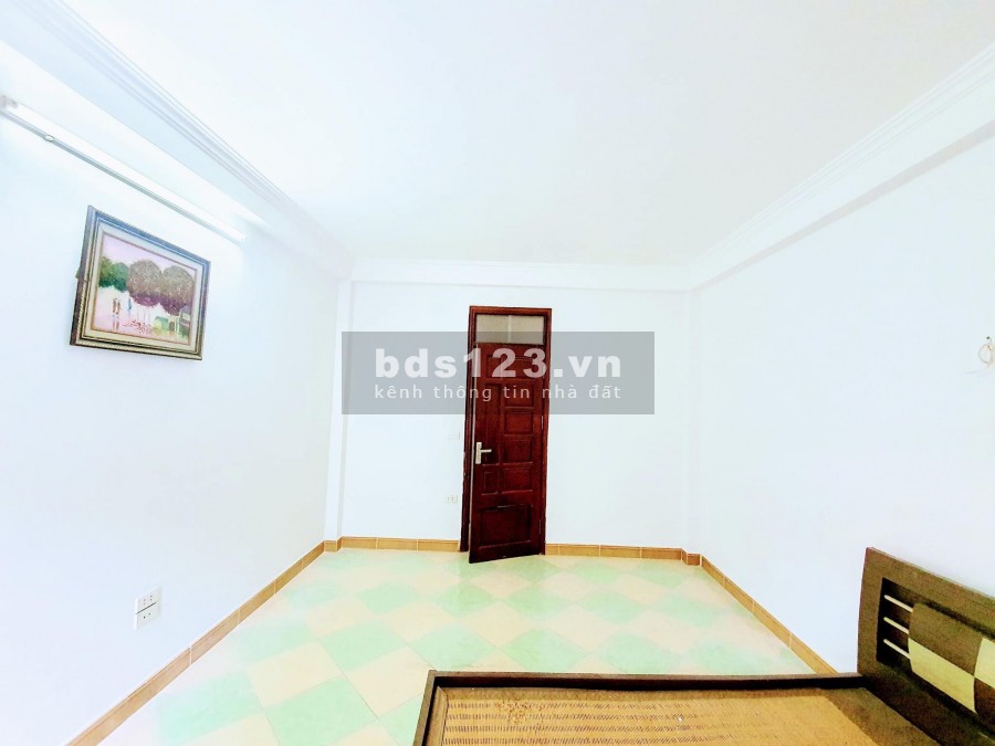 Bán nhà Thịnh Hào 1,24m, oto tránh, phân lô, ba gác tận cửa, giá 2.95 tỷ